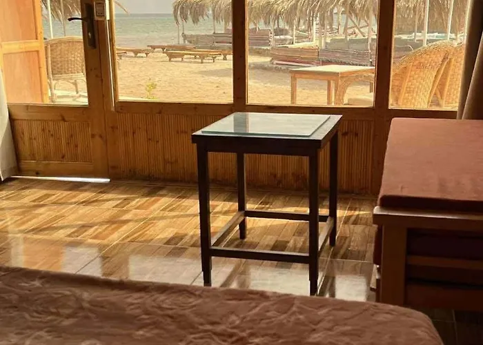 Sea View Camp Гостевой дом Нувейба
