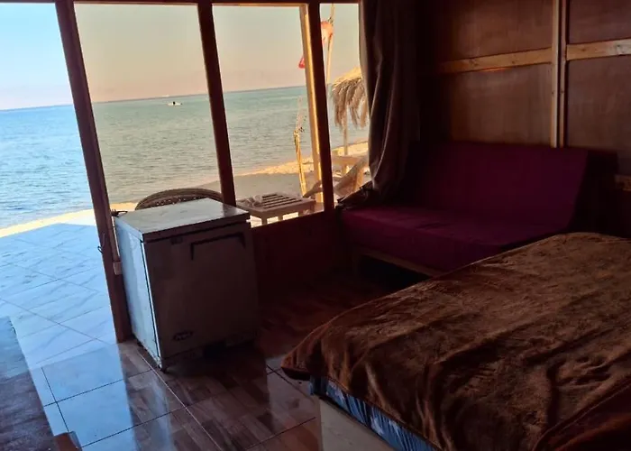 Гостевой дом Sea View Camp *